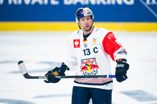 Michael Wolf of Red Bull Munich looks dejected