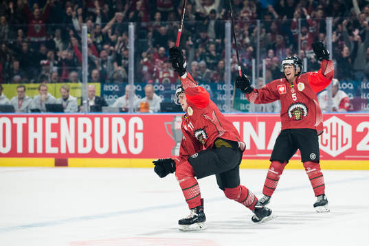 Samuel Fagemo of Frölunda celebrates scoring 1-0