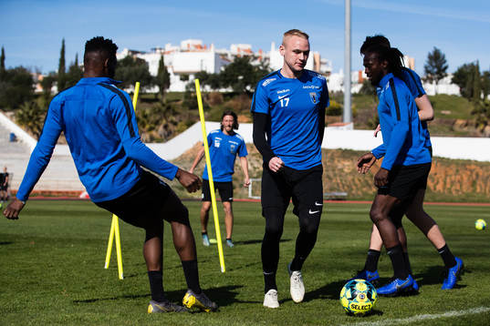 Adam Ståhl och Kebba Ceesay