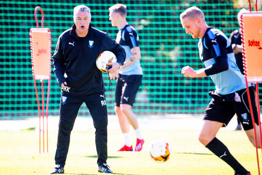 Assisterande tränare Rob Kelly och Franz Brorsson