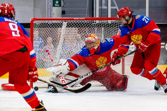Rysslands målvakt Yegor Guskov