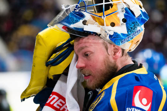 goaltender Magnus Hellberg of Sweden
