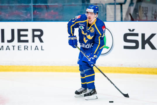 Emil Djuse of Sweden