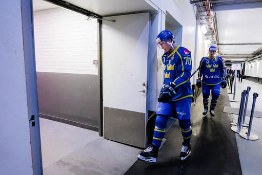 Dennis Rasmussen of Sweden a head of the Beijer Hockey