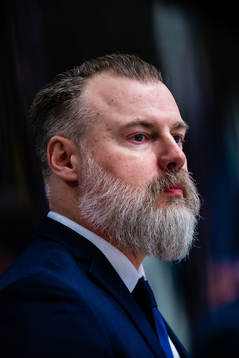 Head coach Rikard Grönborg of Sweden