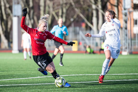 Limhamn Bunkeflos Malin Winberg och Rosengårds Ebba Wieder