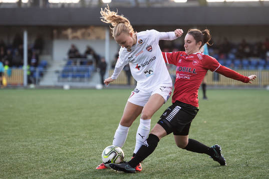 Rosengårds Ebba Wieder 0och Limhamn Bunkeflos Doriane Pau