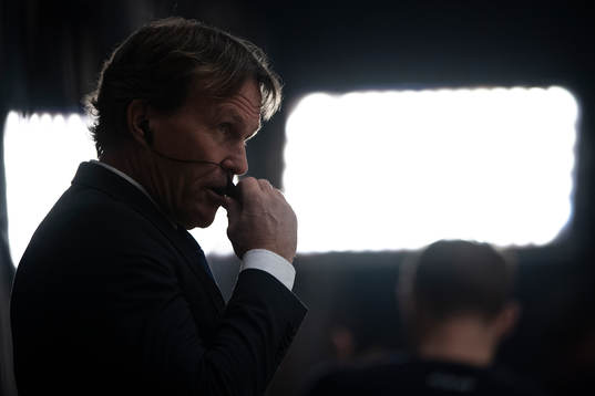 assistant coach Johan Garpenlöv of Sweden