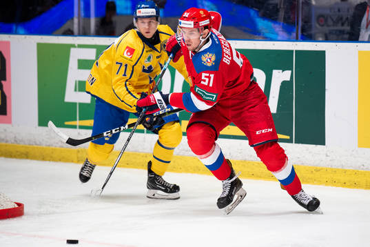 Aleksei Bereglazov of Russia and Jonathan Davidsson of
