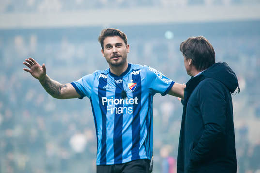 Djurgårdens presenterar Astrit Ajdarevic som nyförvärv