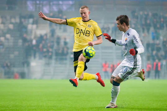 Lilleströms Daniel Gustavsson och Djurgårdens målvakt