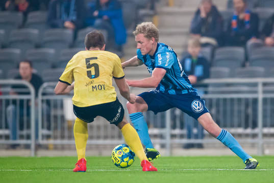 Djurgårdens Adam Bergmark Wiberg  och Lilleströms Simen