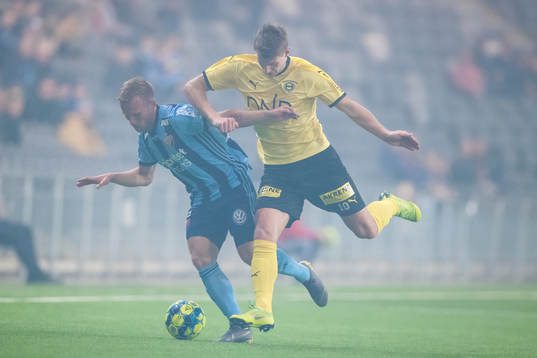 Djurgårdens Nicklas Bärkroth och Lilleströms Thomas