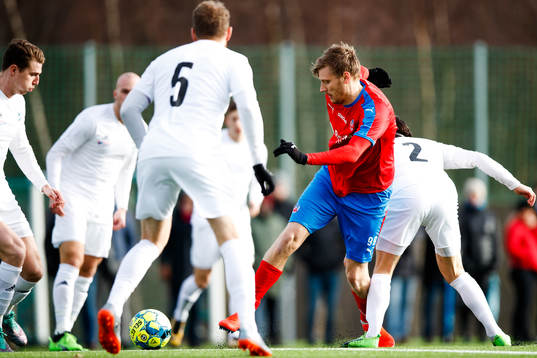 Bläddra bland fler bilder av Fotboll, Träningsmatch, Helsingborg - Öster 