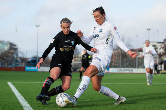 Göteborgs Emma Koivisto och Växjös Jennie Nordin