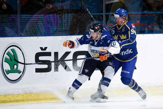 Joel Persson of Sweden and Niko Ojamäki of Finland