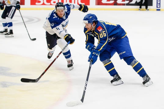 Mikko Lehtonen of Finland and Mathias Bromé of Sweden