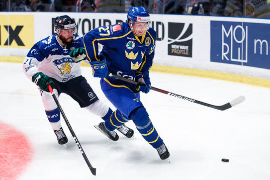 Jesse Virtanen of Finland and Isac Lundeström of Sweden