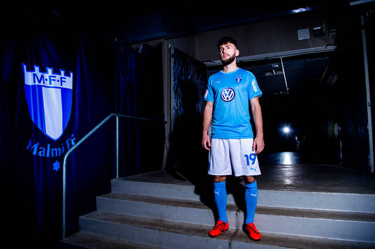 Malmö FF presenterar Erdal Rakip som ny spelare