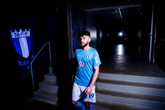 Malmö FF presenterar Erdal Rakip som ny spelare