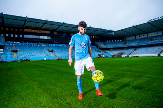 Malmö FF presenterar Erdal Rakip som ny spelare