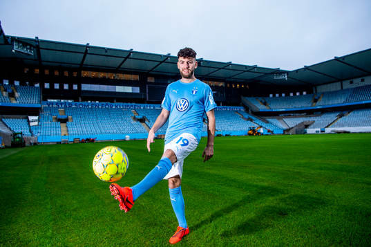 Malmö FF presenterar Erdal Rakip som ny spelare