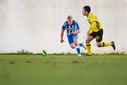 IFK Göteborgs Edvin Dahlqvist och Jeonnam Dragons Han