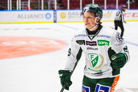 Färjestads Oskar Steen jublar
