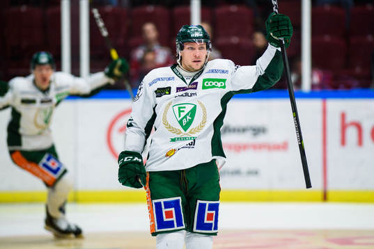 Färjestads Jesper Olofsson jublar