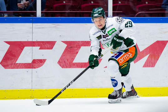 Färjestads Oskar Steen