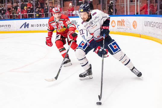 Moras Adam Massuhr och Linköpings Lukas Bengtsson