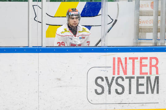 Örebros Jordan Boucher i utvisningsbåset
