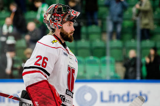 Örebros målvakt Stefan Steen deppar