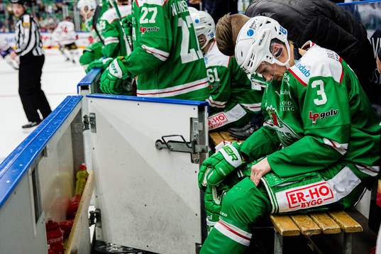 Rögles Daniel Bertov deppar