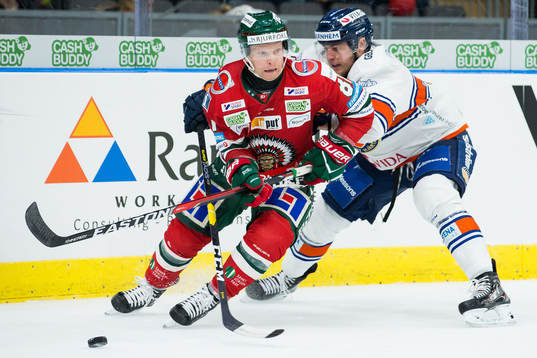 Frölundas Ryan Lasch och Växjös Oliver Bohm
