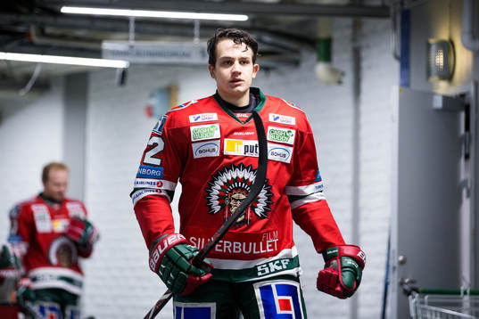 Frölundas Linus Nässén innan ishockeymatchen i SHL