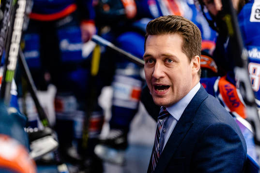 Växjös tränare Sam Hallam