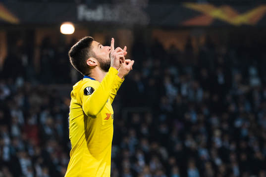Olivier Giroud of Chelsea celebrate