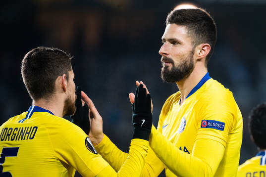 Jorginho and Olivier Giroud of Chelsea celebrate