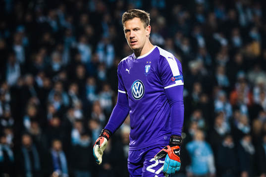 goalkeeper Johan Dahlin of Malmö FF looks dejected