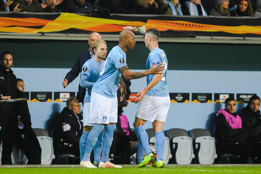 Marcus Antonsson changes with Carlos Strandberg of Malmö FF
