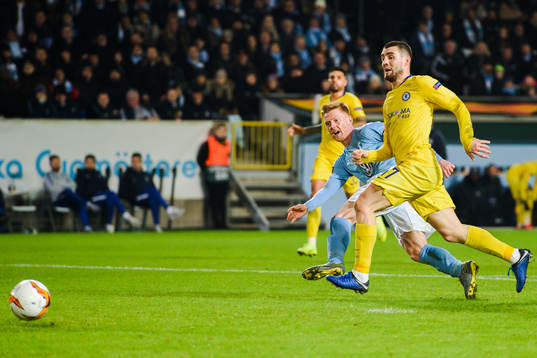 Anders Christiansen of Malmö FF scores 1-2