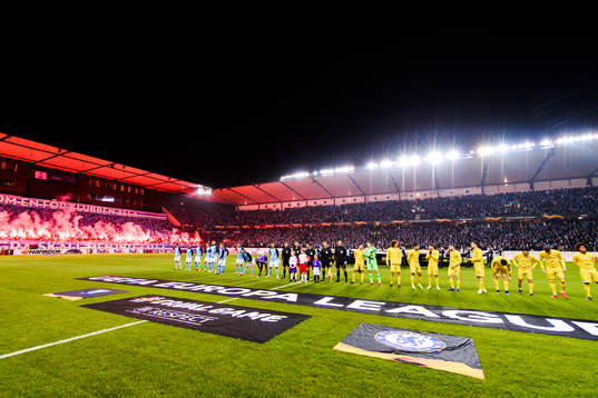 Players of Malmö FF and of Chelsea
