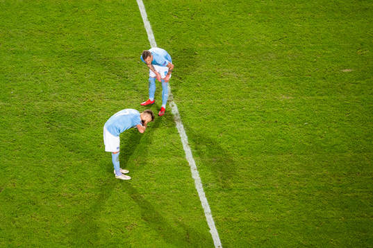 Rasmus Bengtsson and Sören Rieks of Malmö FF looks