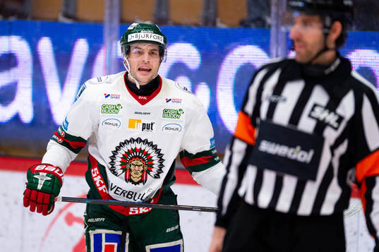 Frölundas Pathrik Westerholm reagerar