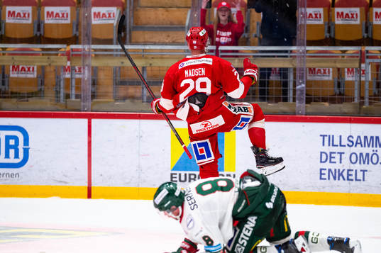 Timrås Morten Madsen jublar