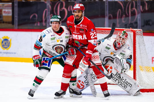 Frölundas Chay Genoway och Timrås Jeremy Boyce