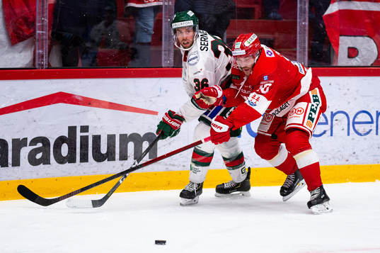 Frölundas Brandon Gormley och Timrås Johan Persson