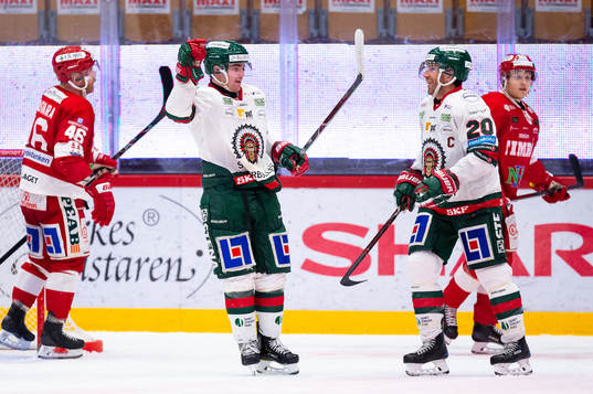 Frölundas Ponthus Westerholm och Joel Lundqvist jublar