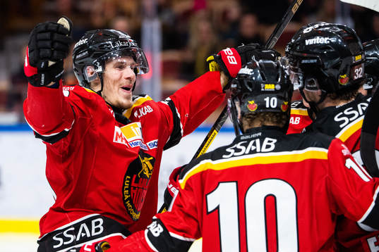 Luleås Emil Larsson jublar